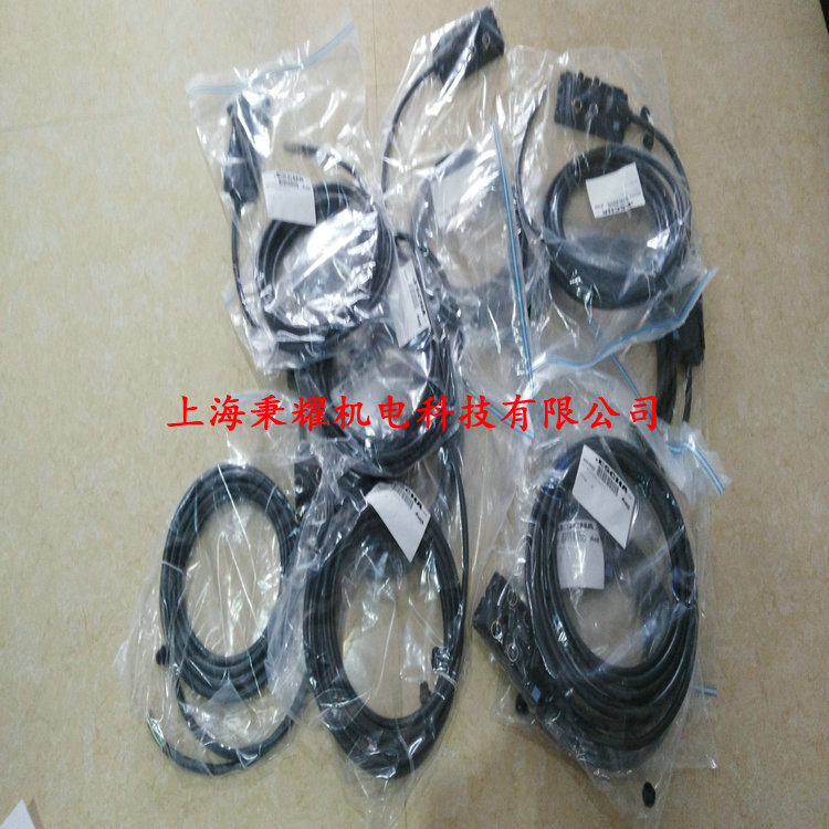 8I/OM12-5P3C-2/S370ݹESCHA־а|^I/O