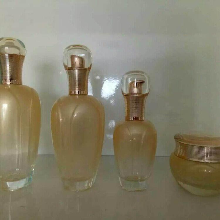 yƷƿӏS  ƿS yƷƿS