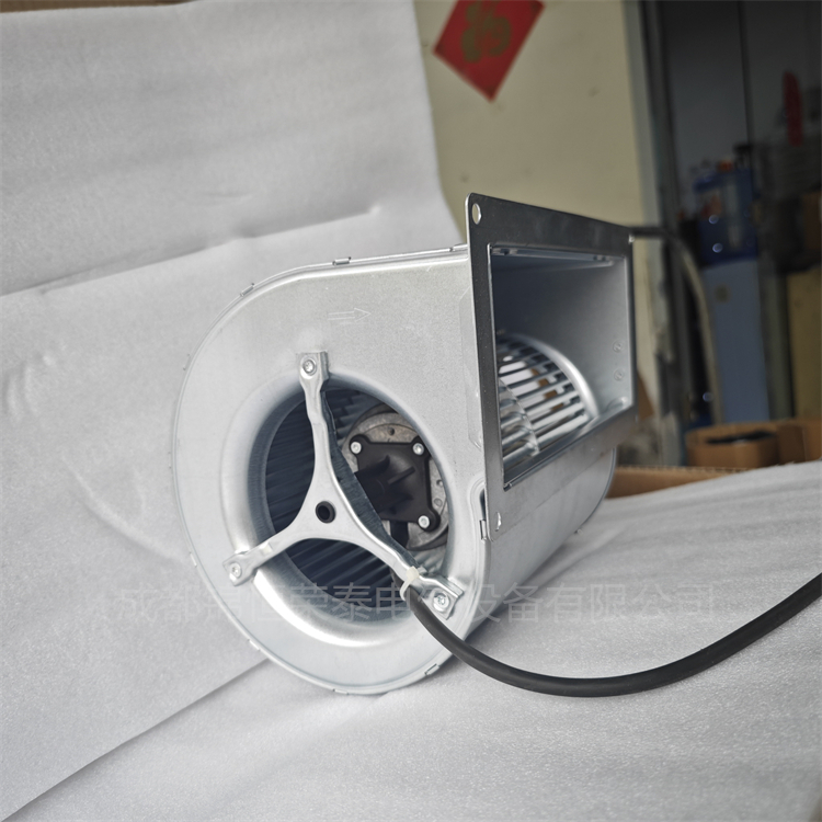 德國(guó)ebmpapst空調(diào)制冷用風(fēng)扇 AC離心鼓風(fēng)機(jī) D2E146-AP43-B4