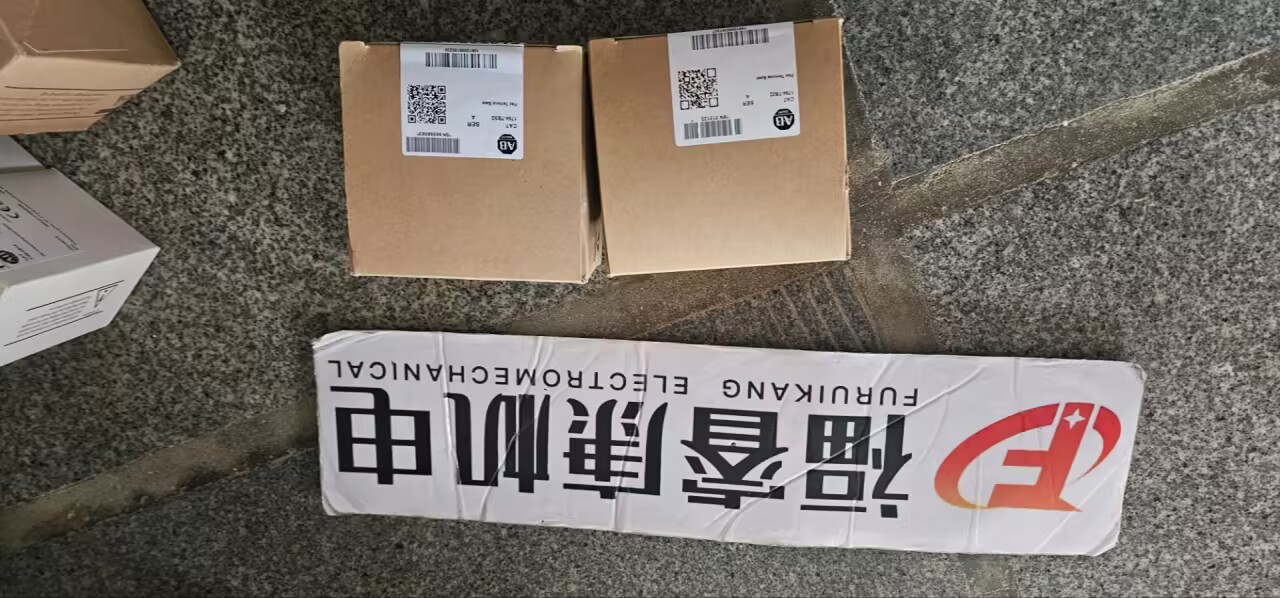 0100-3L-0031-5  11KW׃lVACON