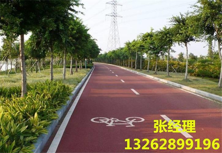 ɽ͸ˮƺ*ǧ(zhn)͸ˮе