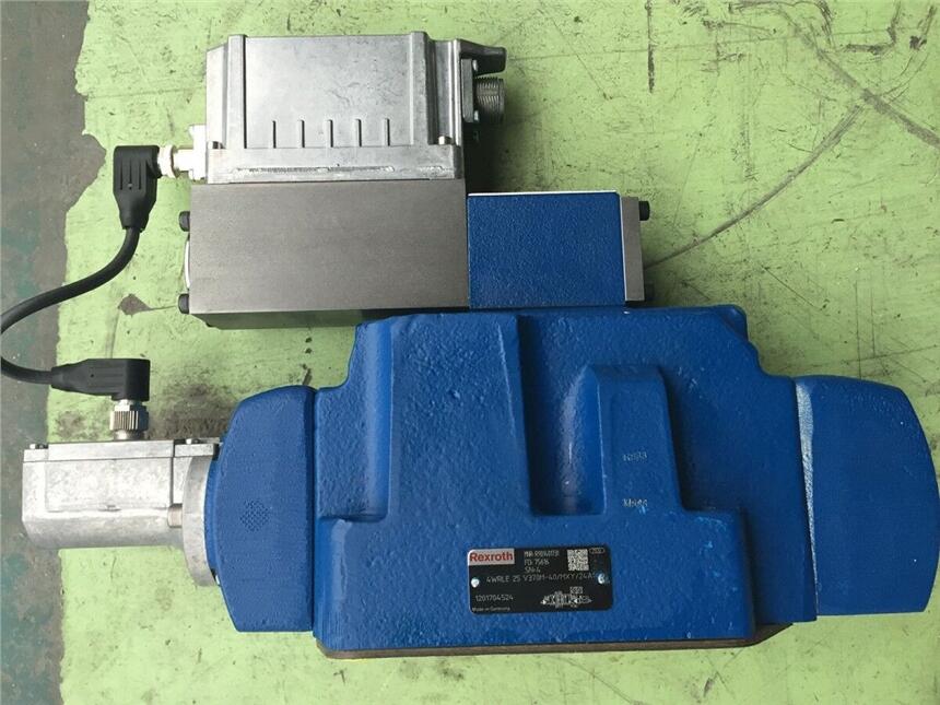 F؛ 4WRLE35Q4-1000M-3X/G24K0/A1M