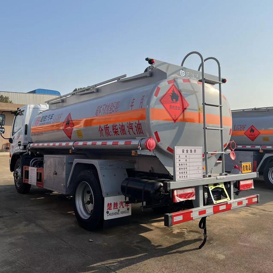 ཭Ƽ܇(ch)8\(yn)܇(ch)