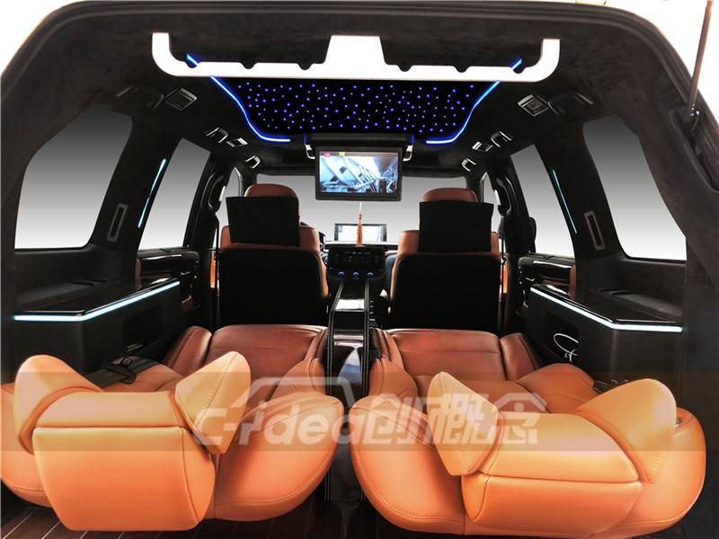 ¿ԽҰ܇(ch)b׿_˹LX570Ƃ(g)ԃ(ni)