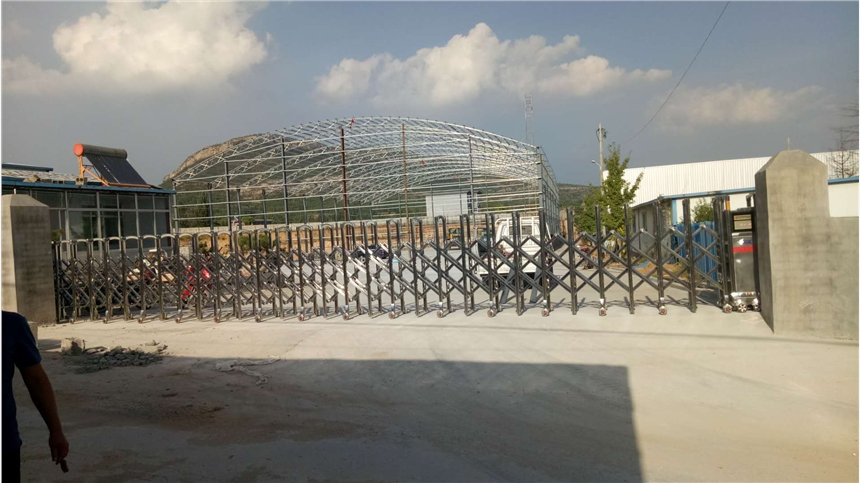 ʲô̩ӭW(xu)УۯBTܵϲg