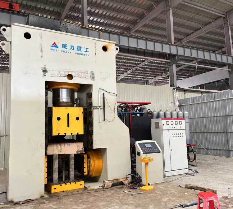 2000ҺC(j)2000X͙C(j)