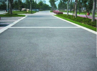 ¶͸ˮƺ-u¶͸ˮ񽵣