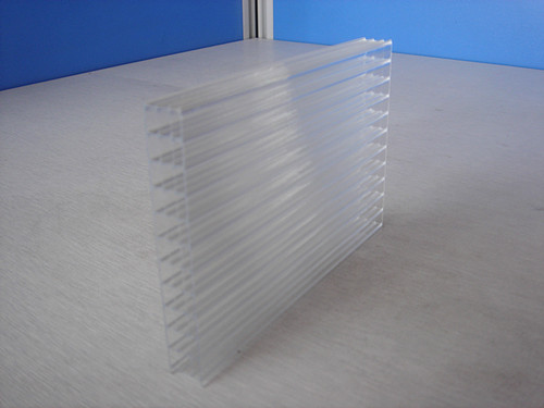 ½ꖹ/½ꖹr/ꖹ/ꖹ