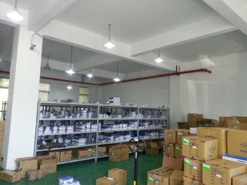 vRsmc(dng)ԪЇ(gu)Ͻ(jng)N