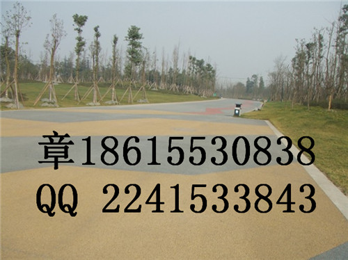 ܴ ɫ͸ˮƺ ͸ˮzY o