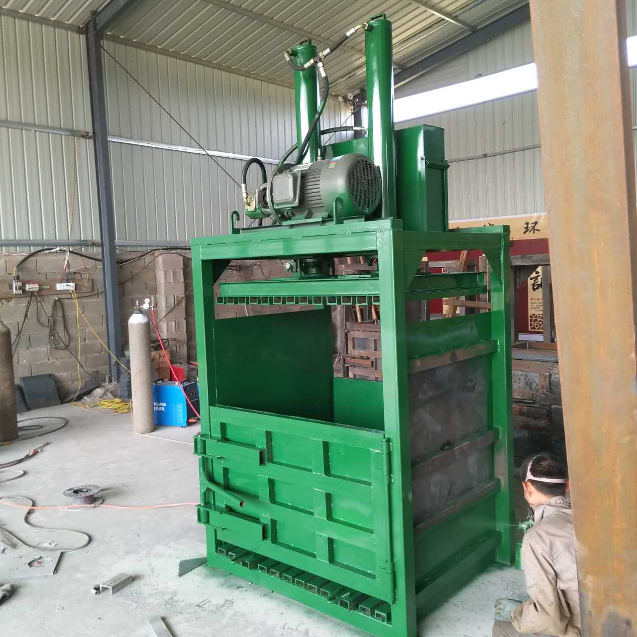 hͰC(j) UFUXKC(j)ҺC(j)r DƬ