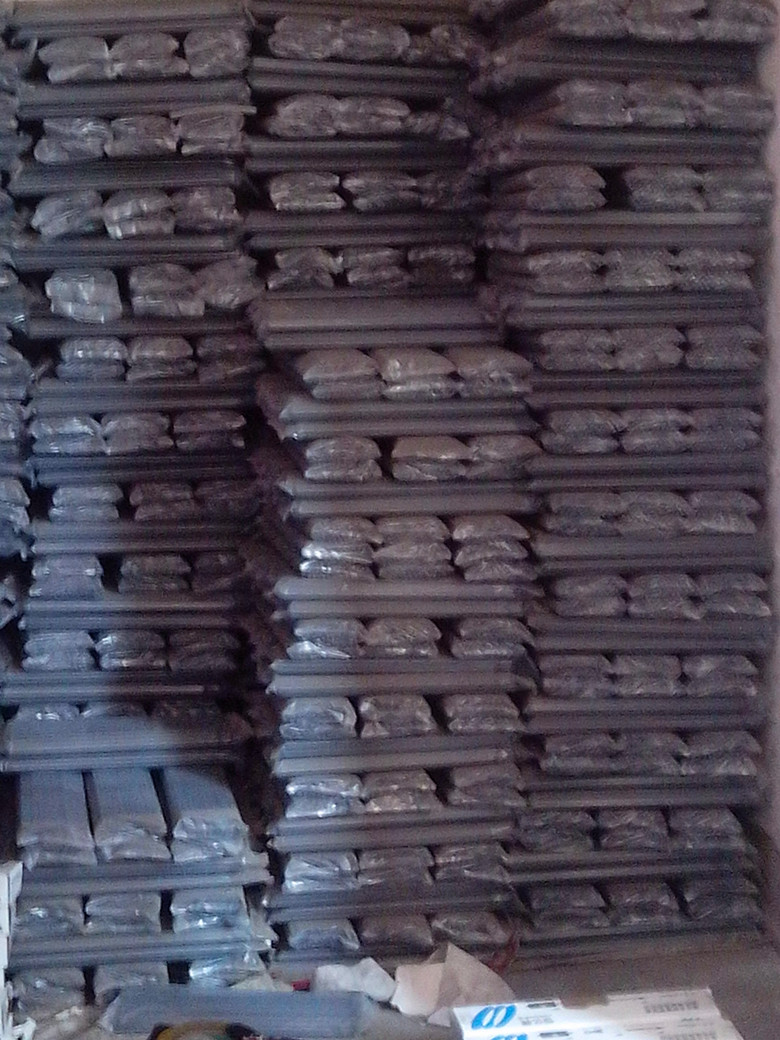 W60鎢鋼粉耐磨焊條 W60鎢鋼粉耐磨焊條