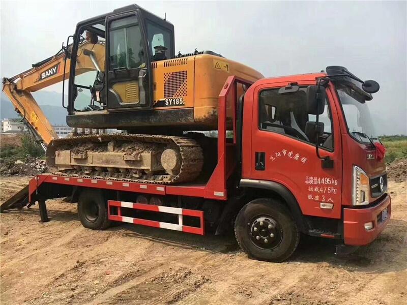 㽭ƽ\ݔ܇r񣬺8ڙCƽ\ݔ܇15ƽ\ݔ܇ǰĺƽ\ݔ܇