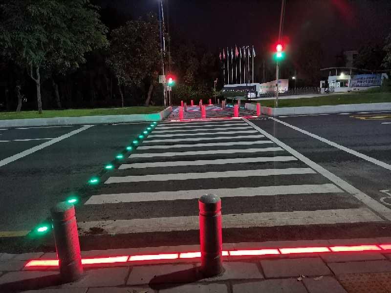 福建浙江上海江蘇智慧發(fā)光斑馬線智慧城市發(fā)光道釘 福建浙江上海江蘇智慧發(fā)光斑馬線智慧城市發(fā)光道釘