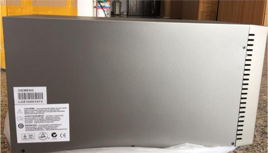 DQģKRED LIONCBLRLC01