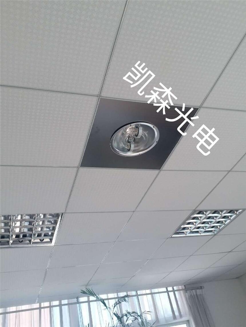 UV҃(ni)׃@W(xu)УҚ