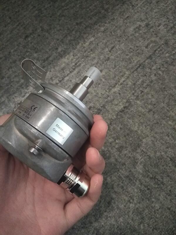 h(yun)·(yng)SEWaEV1T