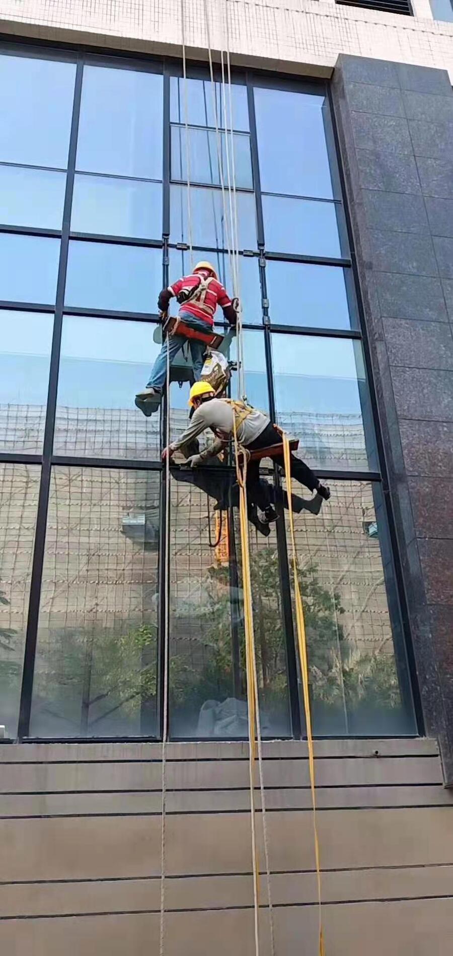 Ϻ߿յK֩ˎСѿpzzˮ