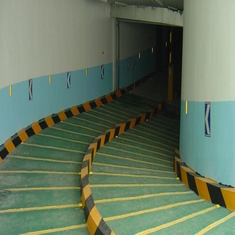 fƺᷭTՃrhƺጣIʩ˾