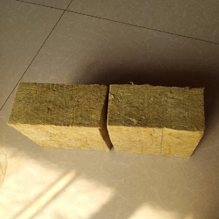 100Arޱذÿÿƽʲôr