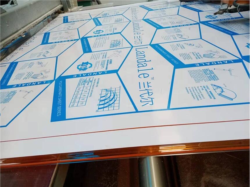 {ɫ͸⾀S׃ĥɰPCʮƷ|(zh) ӹ