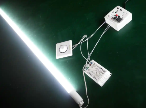 @ָRa97{(dio)30wDMX512,