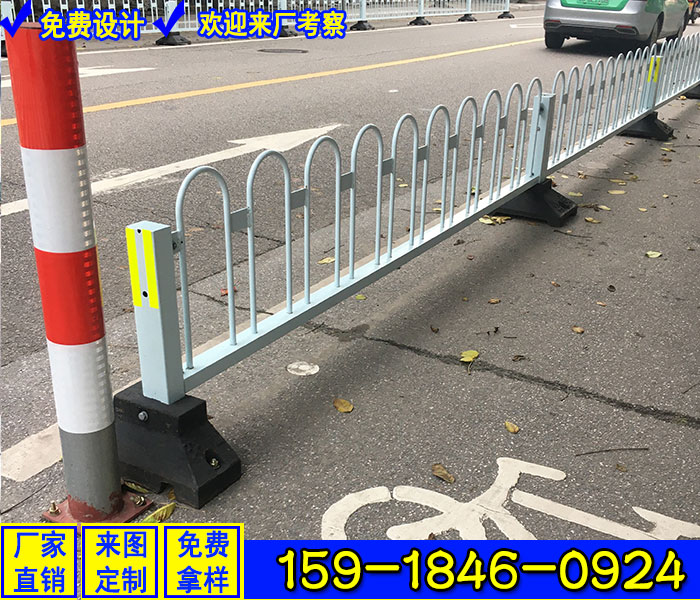 清遠道路護欄 城鎮街道欄桿定制 市政公路改造護欄 清遠道路護欄 城鎮街道欄桿定制 市政公路改造護欄