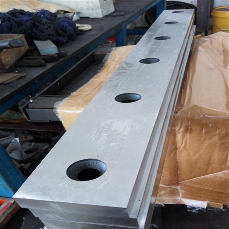 SҹCƬ ӱҺ@C߃r񌍻