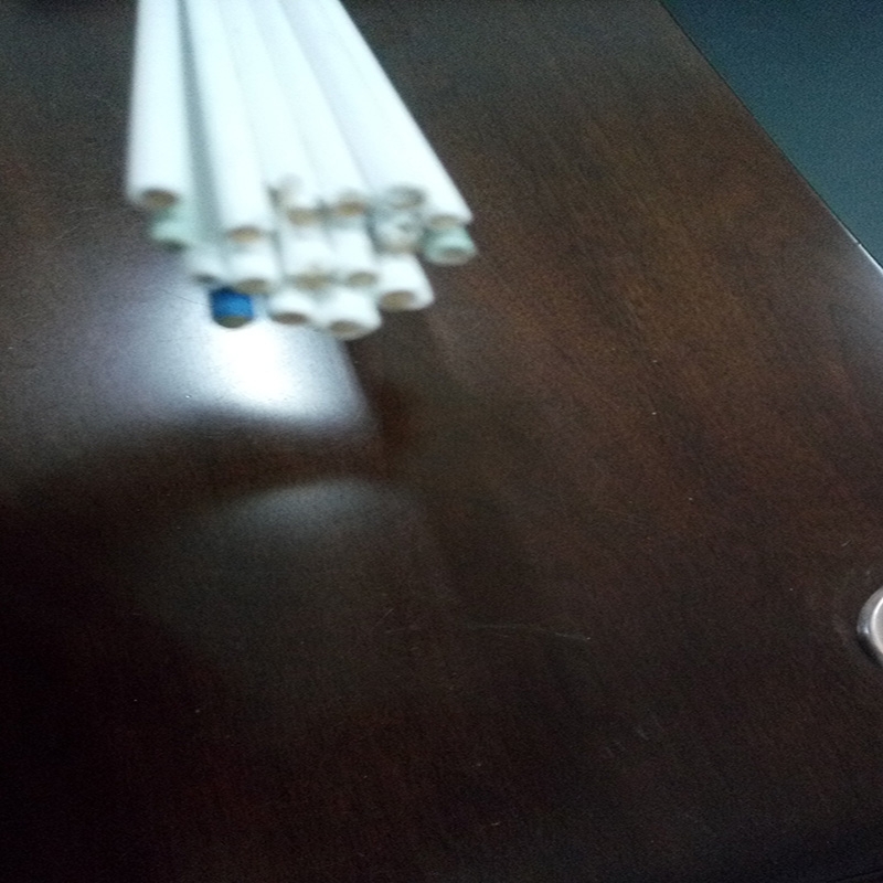 HS221F是外涂溶劑的錫黃銅焊絲。施焊時不需要另配助焊劑。熔點約為890℃ HS221F是外涂溶劑的錫黃銅焊絲。施焊時不需要另配助焊劑。熔點約為890℃