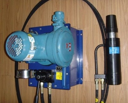 (yng)늄^C(j) ^C(j) C(j)