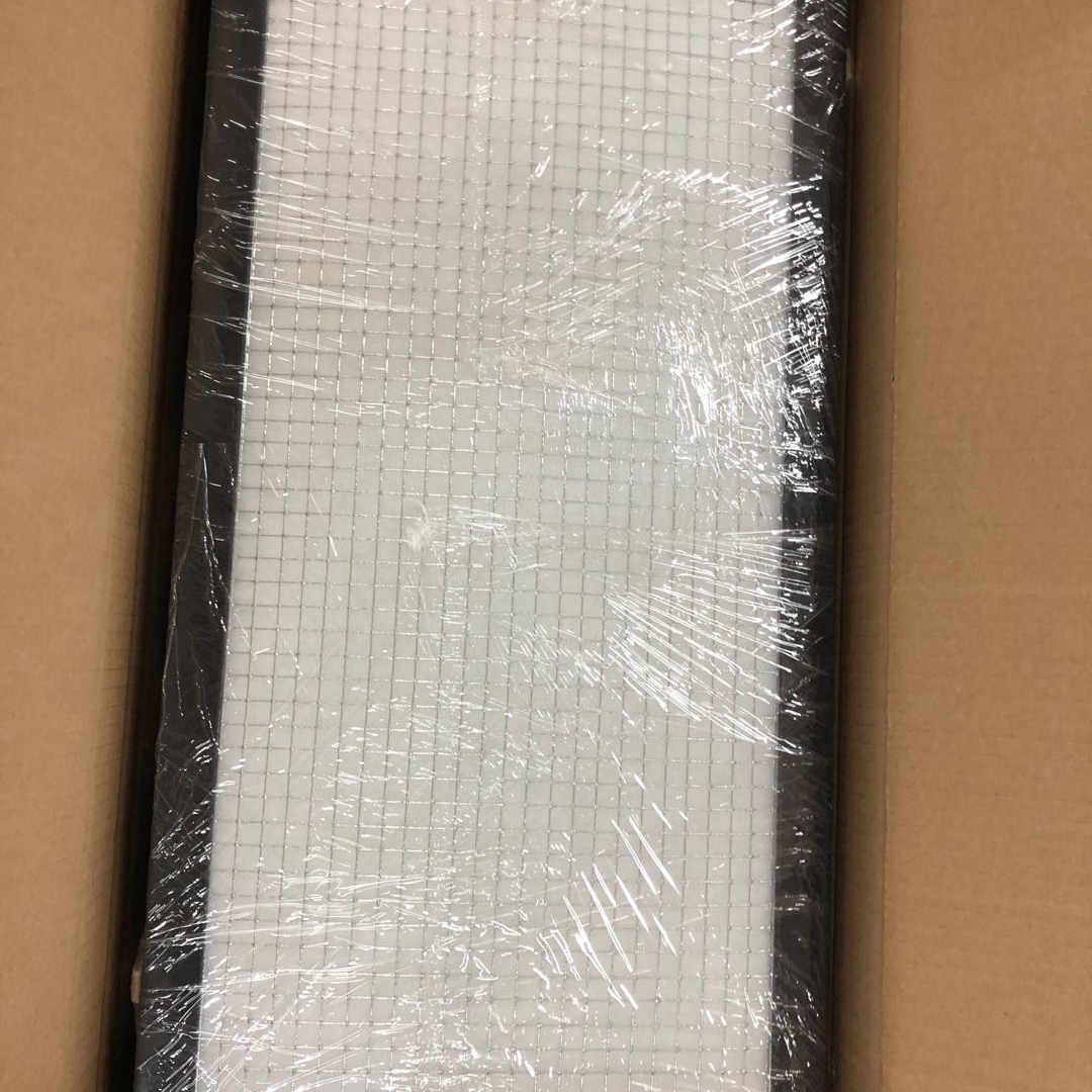 Fuchs^VMKF AB04坍w͟F