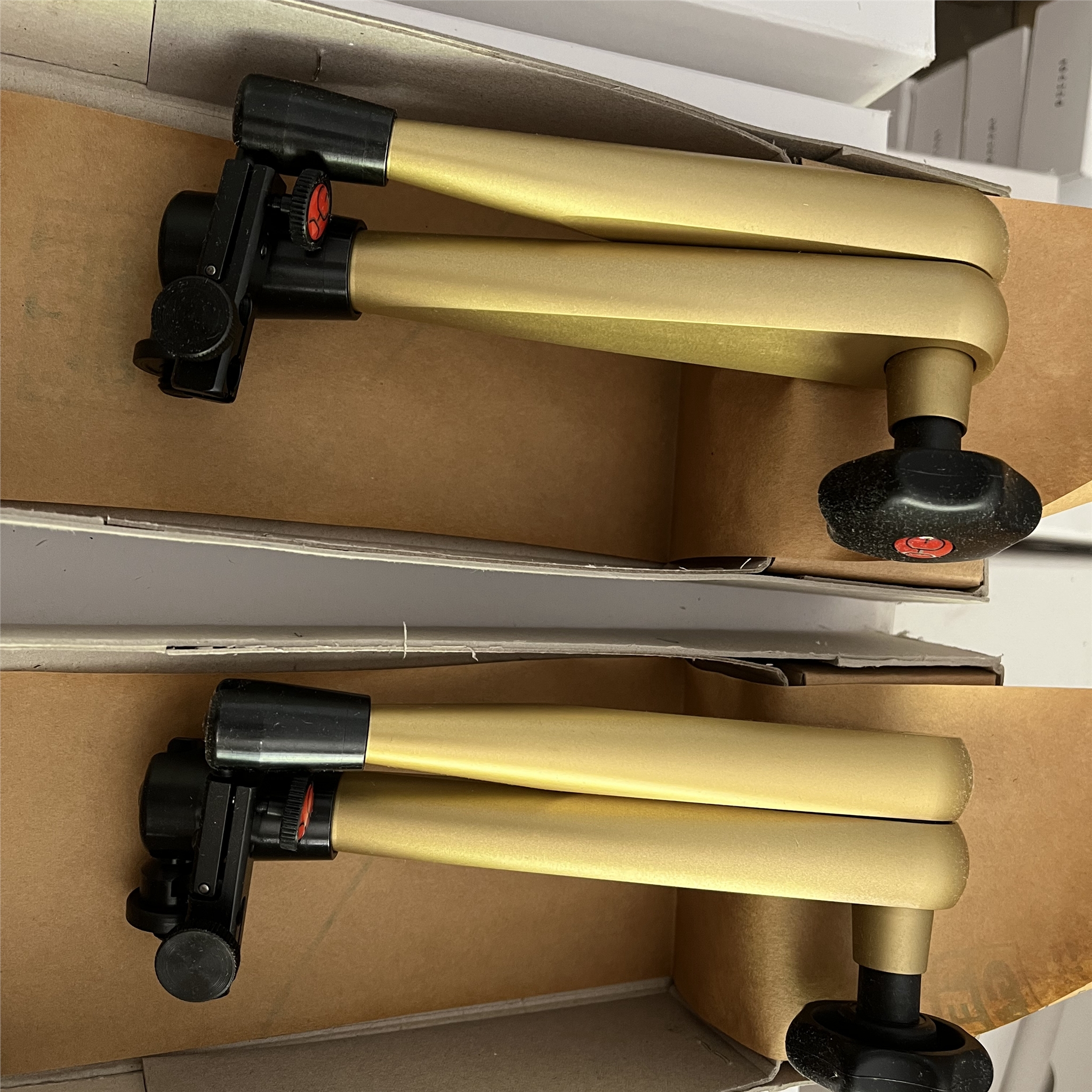 F؛H?rger & G?sslerԱ105553Ї^