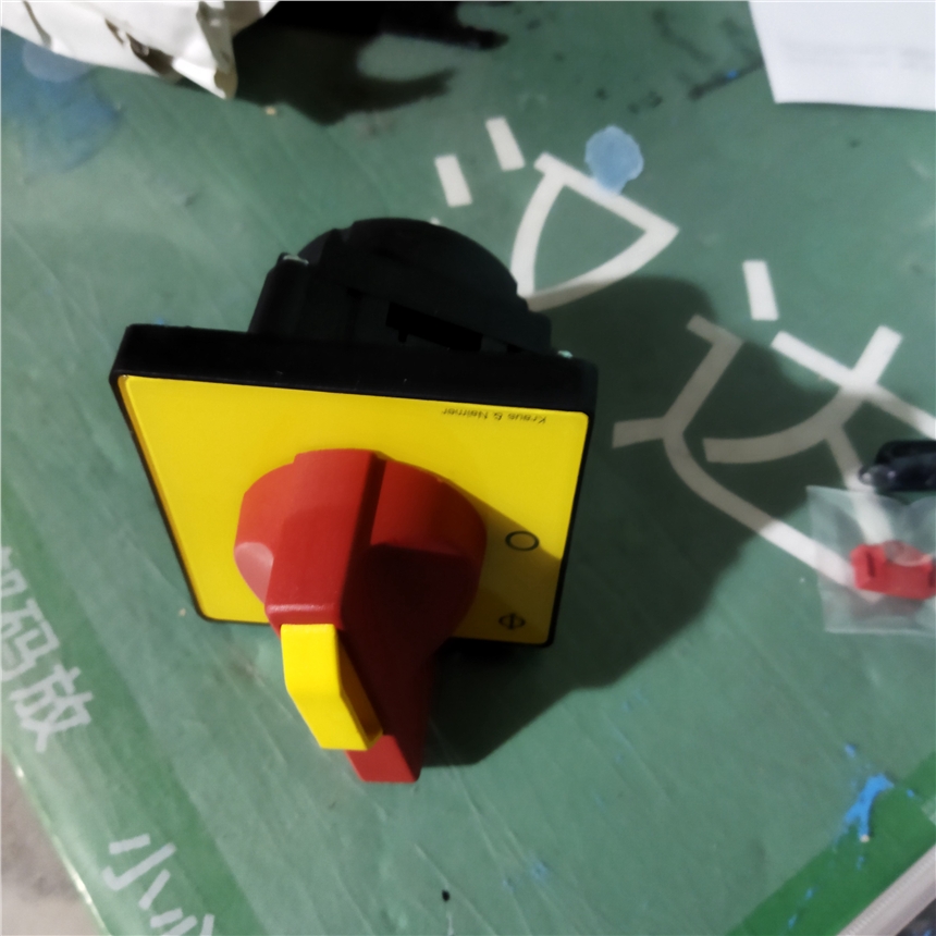 Kraus & Naimer__PKG20mڙC