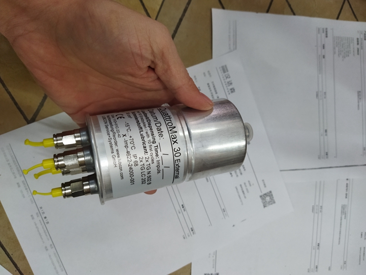 LUBCONעEasyMatic HDLu݆C