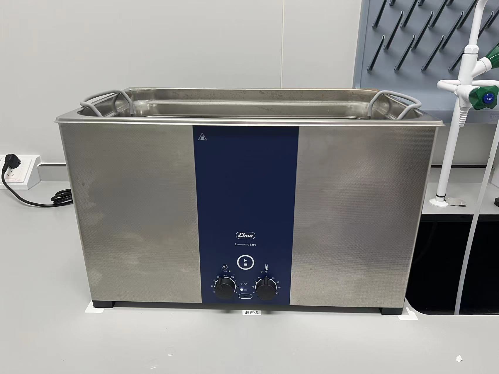 ElmaϴCEASY 300Hڌ҃xϴ